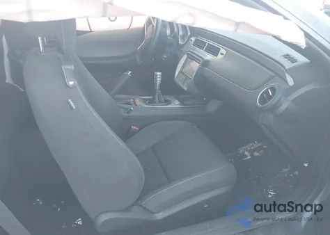 2013 Chevrolet Camaro 1Ls from USA, damaged, VIN 2G1FE1E30D9167998